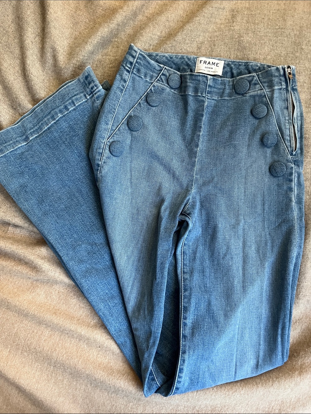 FRAME Walsh Sailor Snap Wide Leg Jeans 
Size 26